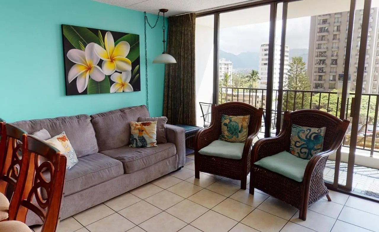 Deluxe Studio Condos Near Waikiki Beach - Free Parking & Outdoor Pool Honolulu 0*,  USA