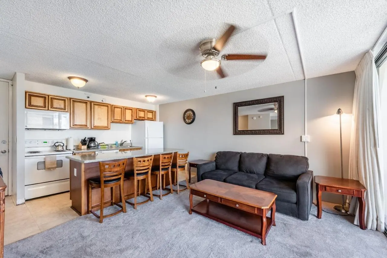 Deluxe Studio Condos Near Waikiki Beach - Free Parking & Outdoor Pool Honolulu Apartmán