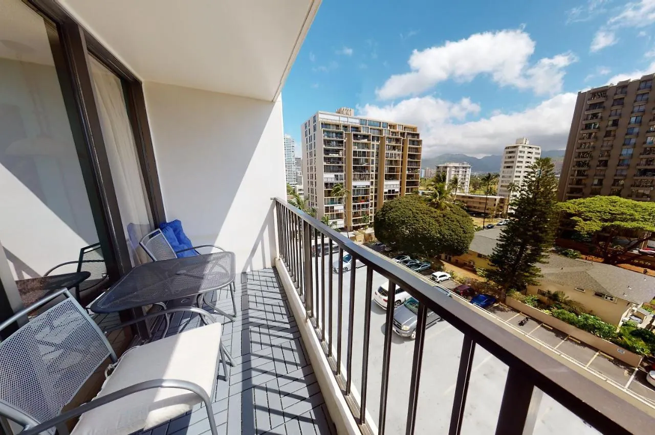 Deluxe Studio Condos Near Waikiki Beach - Free Parking & Outdoor Pool Honolulu 0*,