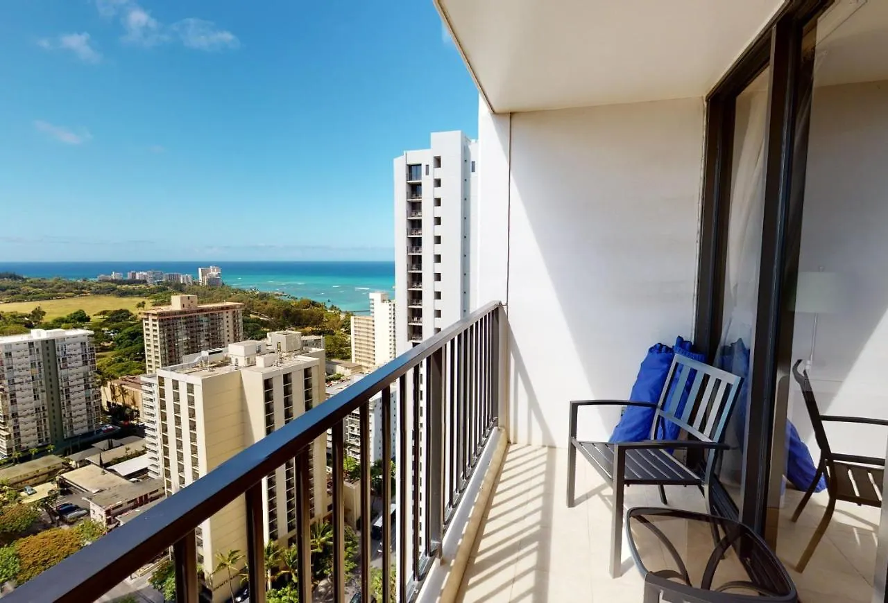Deluxe Studio Condos Near Waikiki Beach - Free Parking & Outdoor Pool Honolulu Apartmán